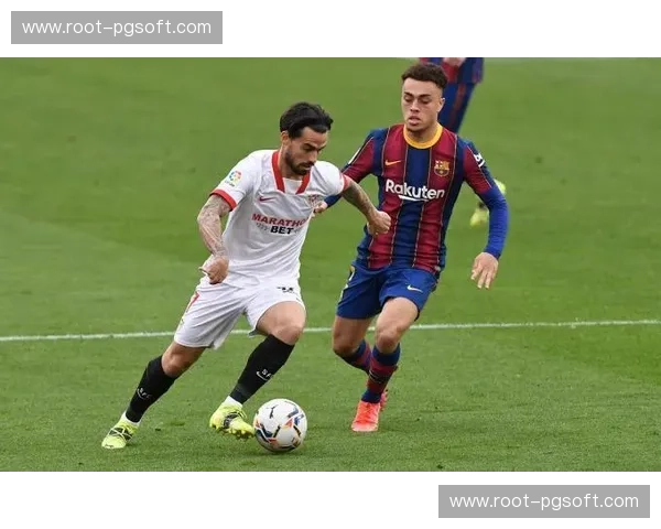 瓦伦西亚边路进攻组织 边后卫插上参与进攻时机选择 瓦伦西亚边路进攻组织 边后卫插上参与进攻时机选择